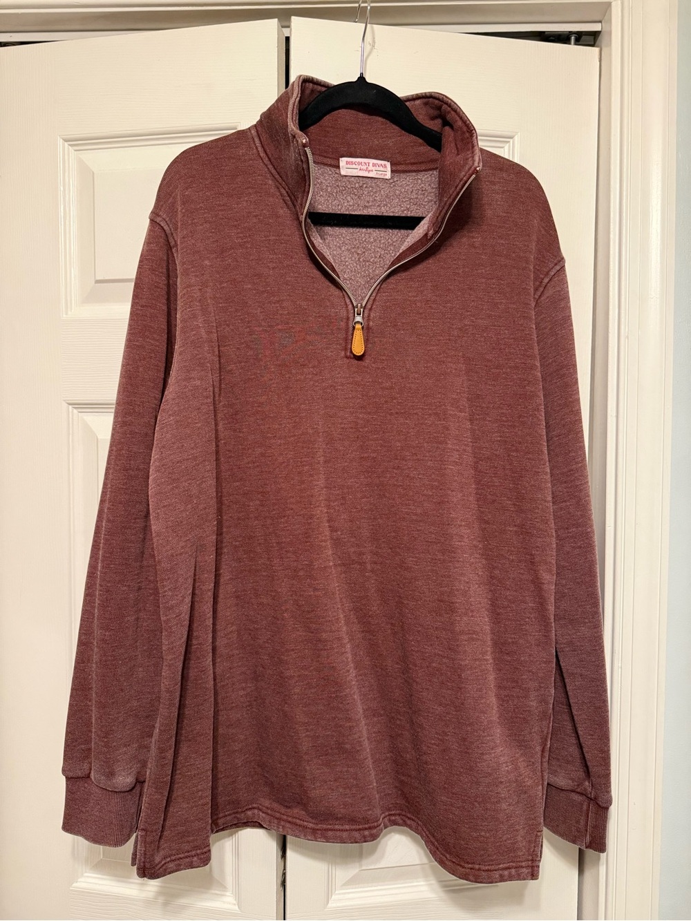 Discount Divas Women's Quarter-Zip Pullover in Maroon XL Like New